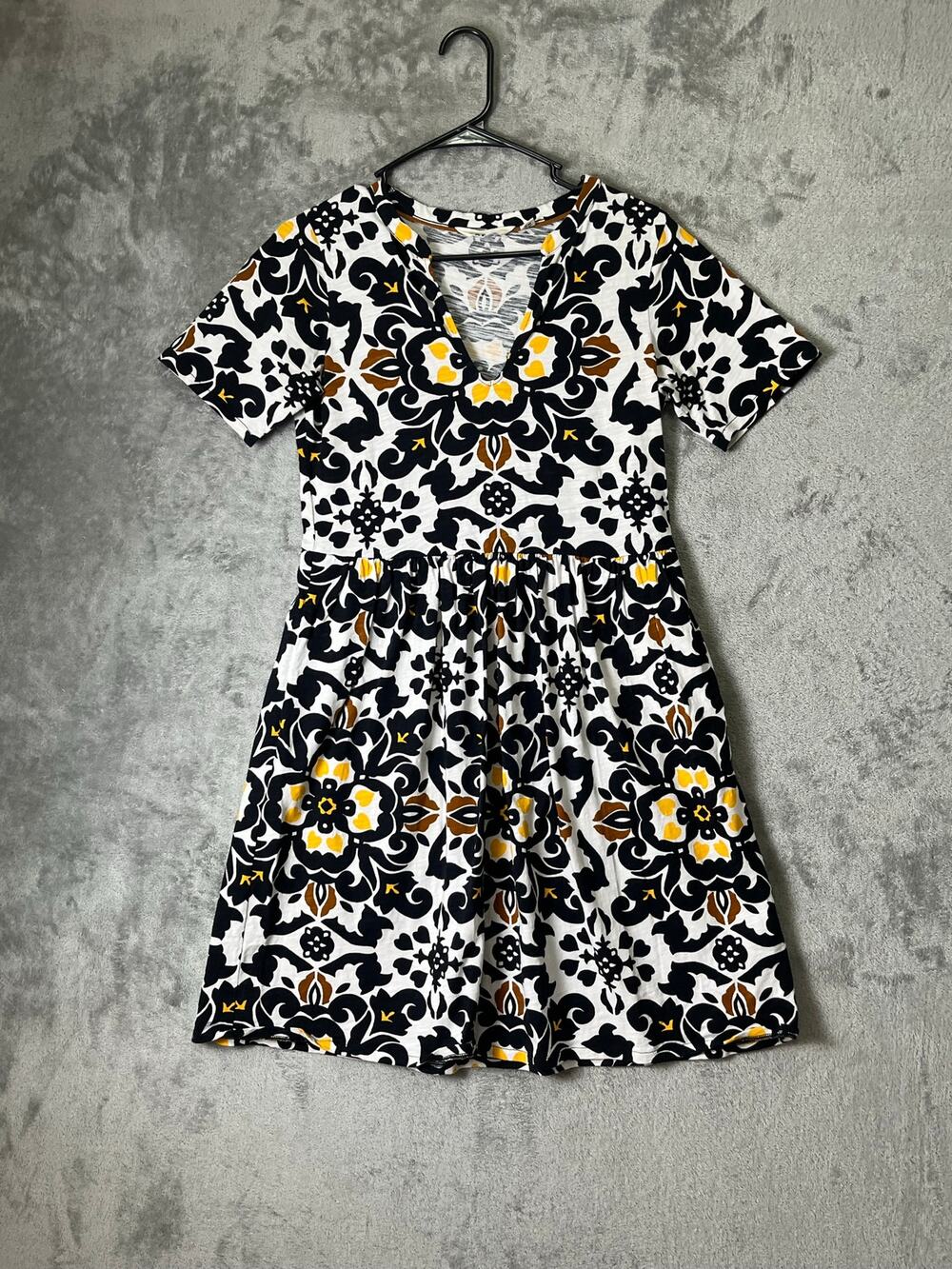 Boden Easy Notch Neck Jersey Dress Floral Fit & Flare Pockets Stretch Size 2